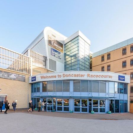 The Urban Apartamento Doncaster Exterior foto